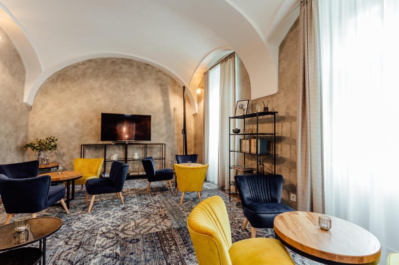 Boutique Hotel Siglisberg Stiavnicke Bane Exteriör bild
