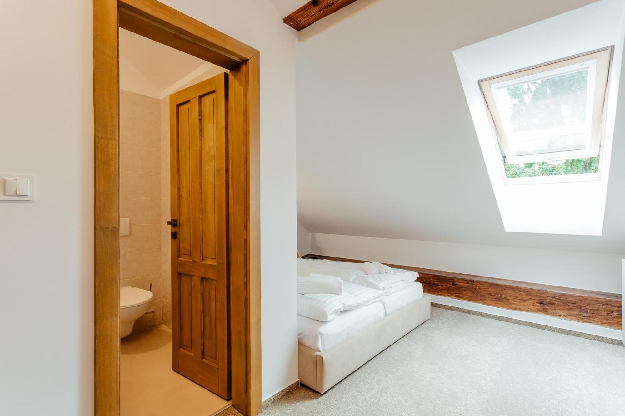 Boutique Hotel Siglisberg Stiavnicke Bane Exteriör bild